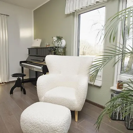 Komfortables Haus Mit Kamin, Sauna, Garten, Terrasse - Sternschnuppe *