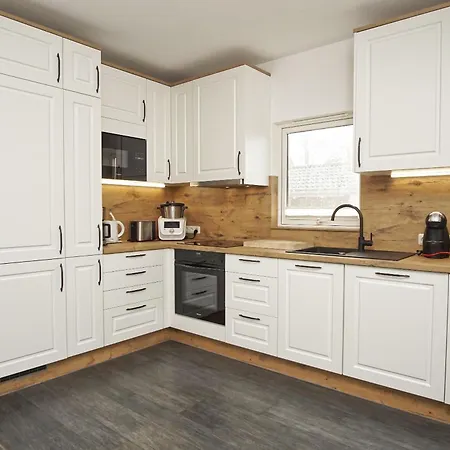 Prázdninový dům Komfortables Haus Mit Kamin, Sauna, Garten, Terrasse - Sternschnuppe Wiek auf Rügen